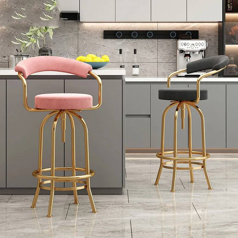 كرسي مطبخ بتصميم منتصف القرن ق - مراجعة Commercial Kitchen Designer وسعره