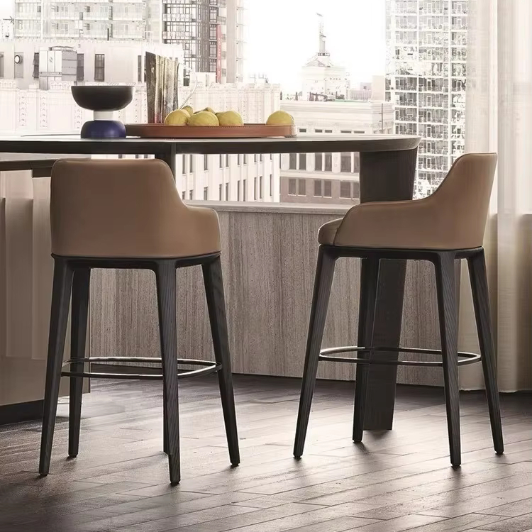 مقعد مرتفع أنيق ومريح من الجلد - مراجعة Commercial Kitchen Designer وسعره