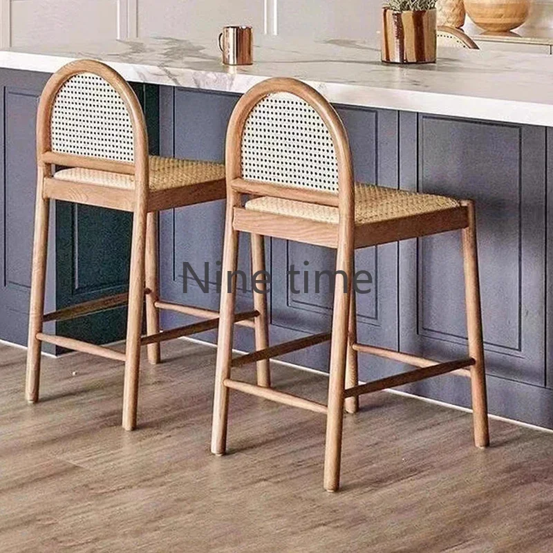 كرسي بار للمطبخ من الخشب الصلب - مراجعة Commercial Kitchen Designer وسعره